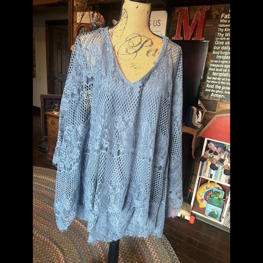 Free People Kaftan Style Dress With Matching Slip Size Small (but Roomy)‎ Blue